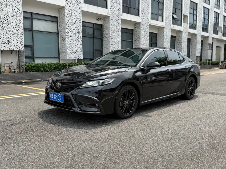 Toyota Camry 2.5S Knight Edition 2022