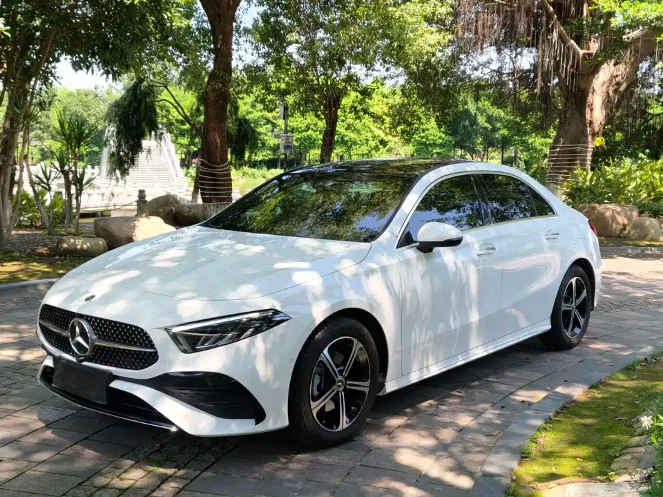 Mercedes-Benz A-Class Facelift A 200 L Fashion Edition 2025