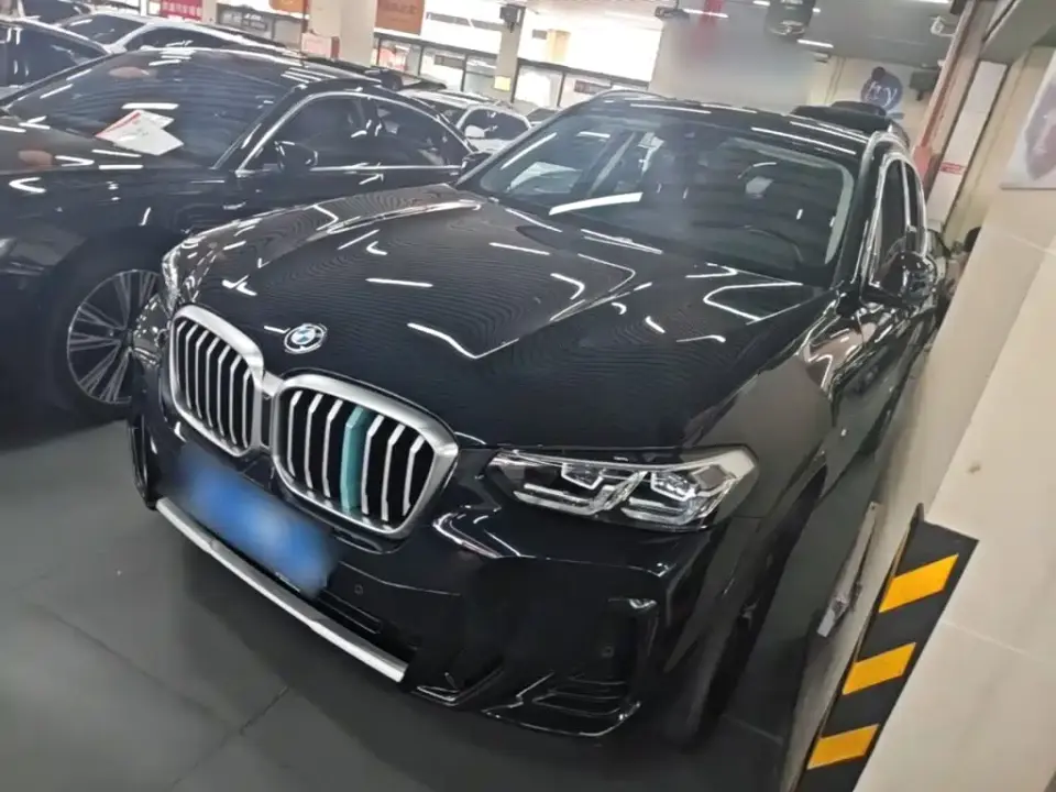 BMW X3 xDrive25i M Sport Package 2024