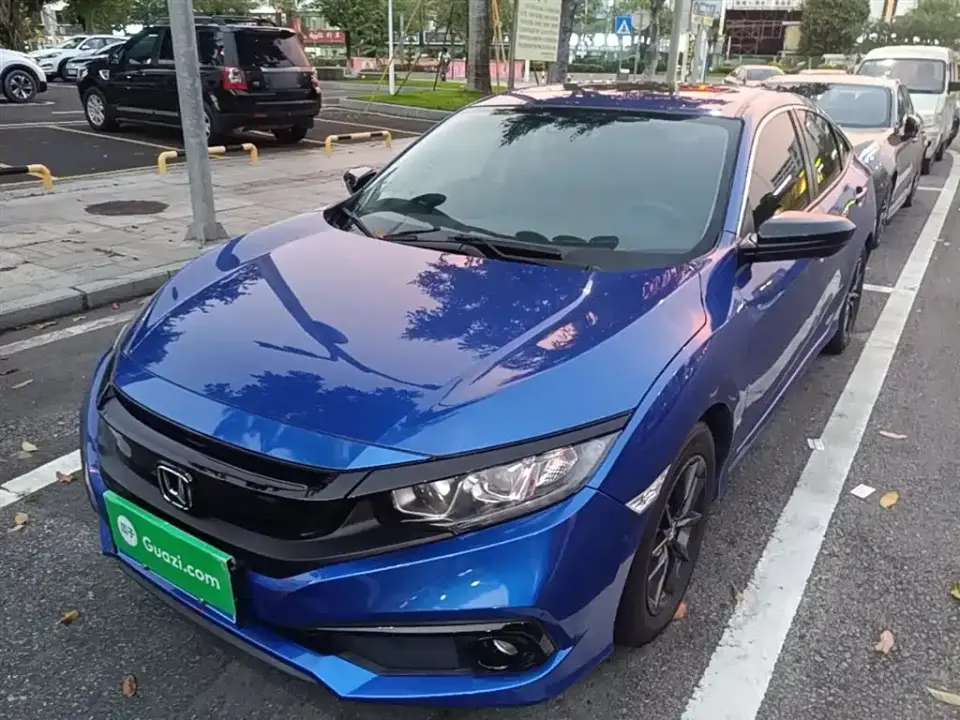 Honda Civic 220TURBO CVT Luxury Edition 2021