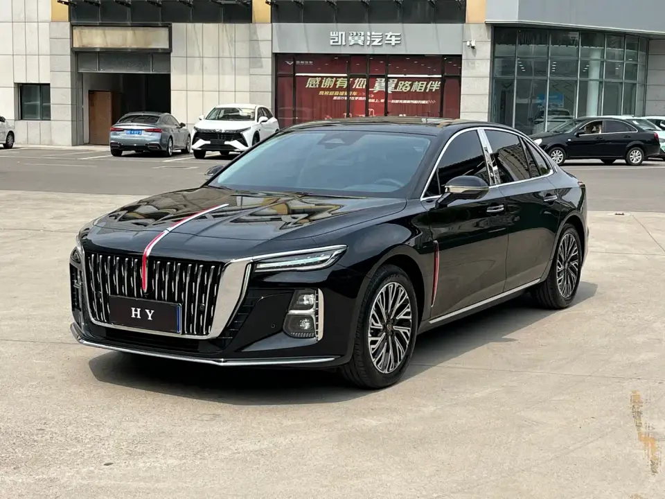Hongqi H5 2.0T Automatic Smart Connect Flag Smooth Edition 2024