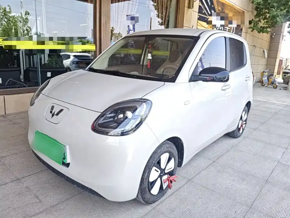 Wuling Motors Hongguang MINIEV 4-Door Advanced 2025