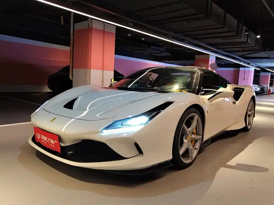 Ferrari F8 Spider 3.9T V8 2022