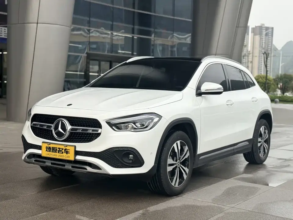 Mercedes-Benz GLA-Class Model GLA 200 2021
