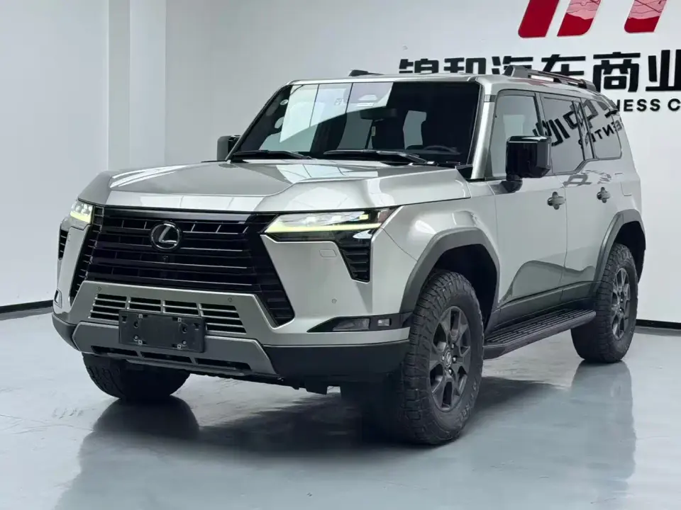 Lexus GX OVERTRAIL Summit Edition 2024