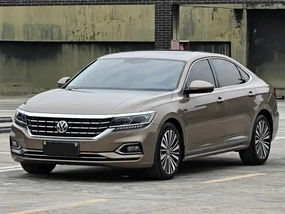 Volkswagen Passat 330TSI Luxury Edition China VI 2020