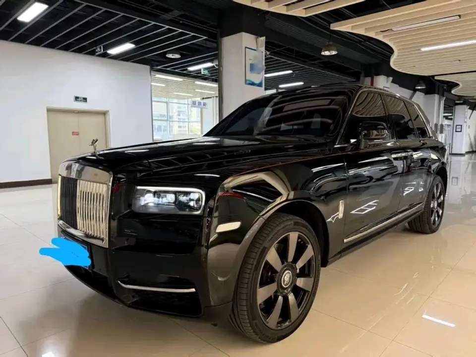Rolls-Royce Cullinan 4-Seater 2024