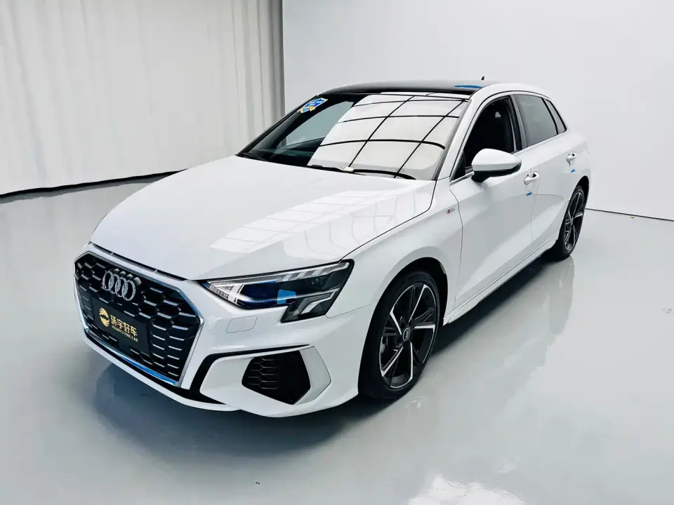 Audi A3 Facelift Sportback 35 TFSI Fashion Sport 2023