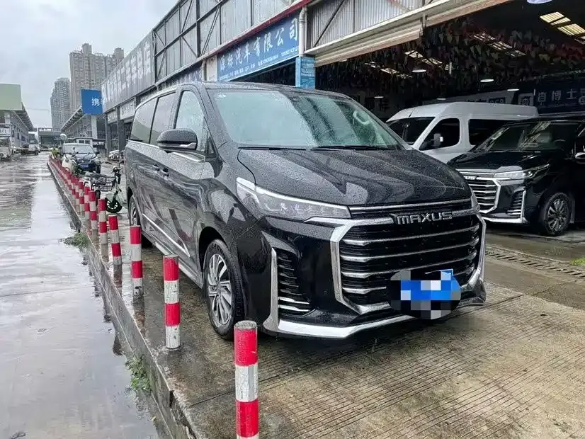 SAIC Maxus Maxus G20 PLUS 2.0T Gasoline Automatic Luxury Edition 2023