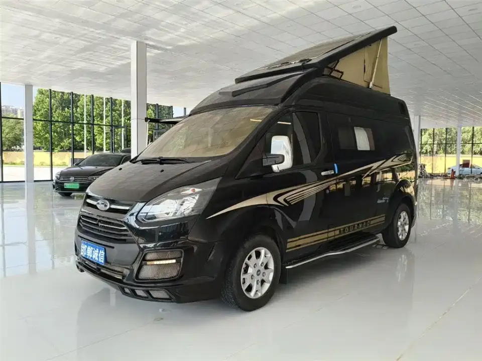 Ford Transit Model 2.0T Gasoline Auto Premium Operating Business Travel Medium Wheelbase Medium Roof 7-Seater China VI 2021