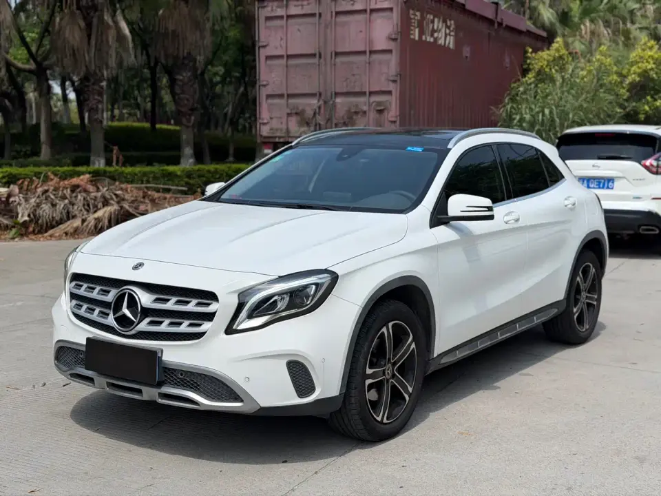 Mercedes-Benz GLA-Class GLA 200 Fashion 2019
