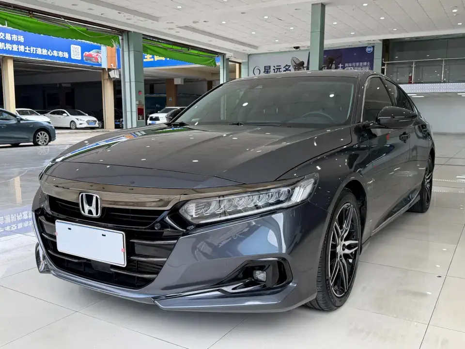Honda Accord 260TURBO Phantom Night Premium 2023