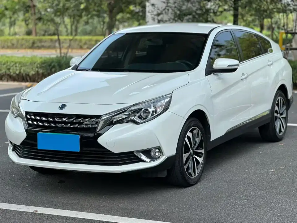 Venucia T90 2.0L CVT Smart Connection Fashion Edition China V 2019