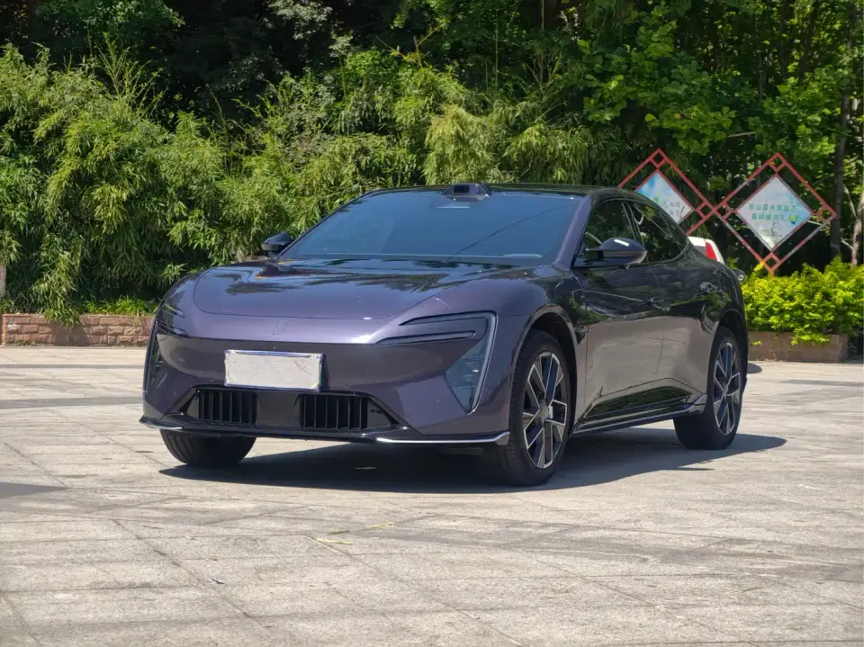 Avatr 06 Ultra Pure Electric Edition 2025