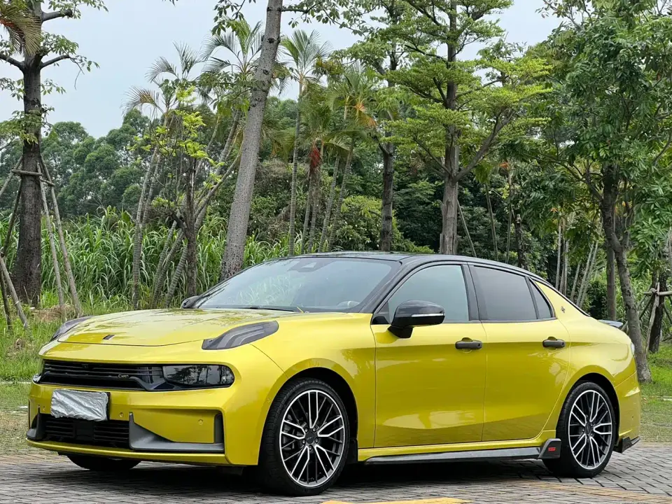 Lynk & Co 03 03+ 2.0TD Auto Wind Rider Edition 2021