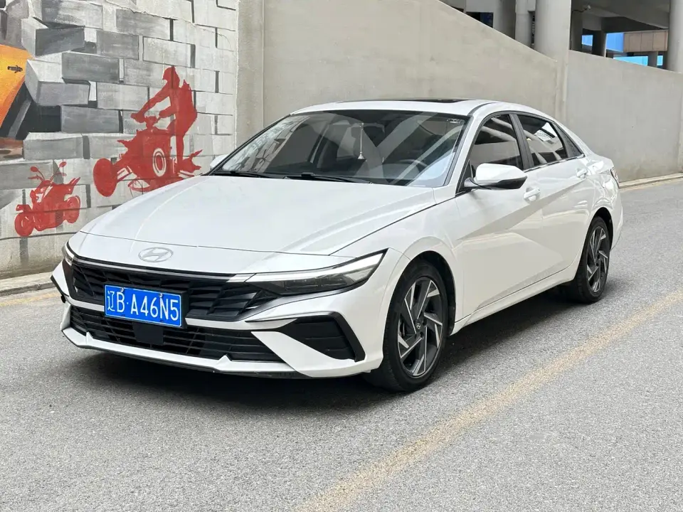 Hyundai Elantra Model 1.5L CVT LUX Premium Edition 2024