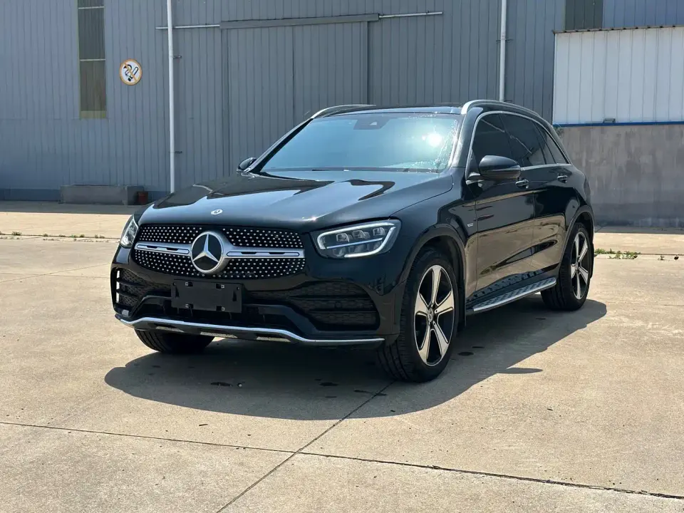 Mercedes-Benz GLC-Class Model GLC 300 L 4MATIC Dynamic Edition 2022