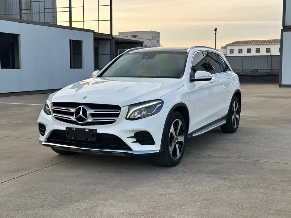 Mercedes-Benz GLC-Class GLC 260 4MATIC Luxury 2019