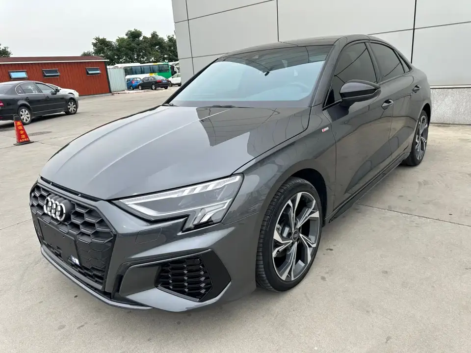Audi A3 A3L Limousine 35 TFSI Luxury Sport 2022