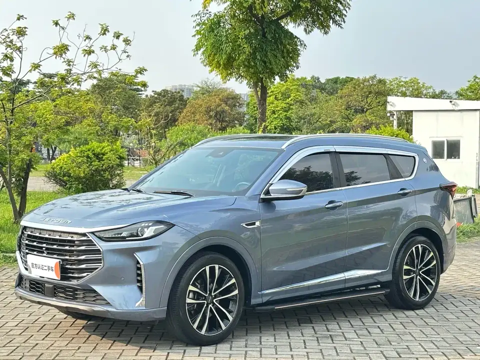 Jetour X70 PLUS 1.6T DCT Di PRO+ 5-seater 2022