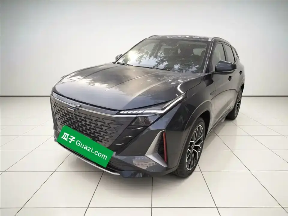 Changan Oshan Z6 Blue Whale 1.5T DCT Intelligent Leader 2022