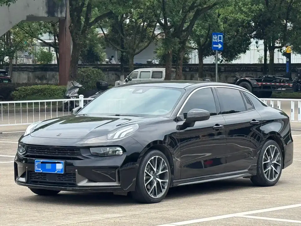 Lynk & Co 03 2.0TD Auto Jin Pro 2021