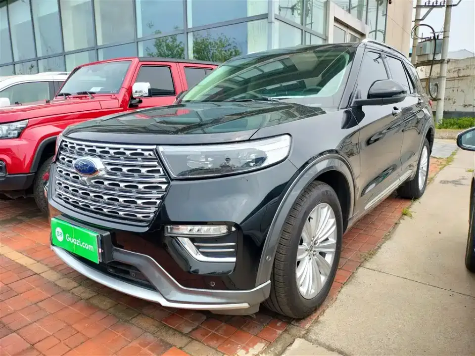 Ford Explorer EcoBoost 285 AWD Titanium Edition 7-Seater 2022