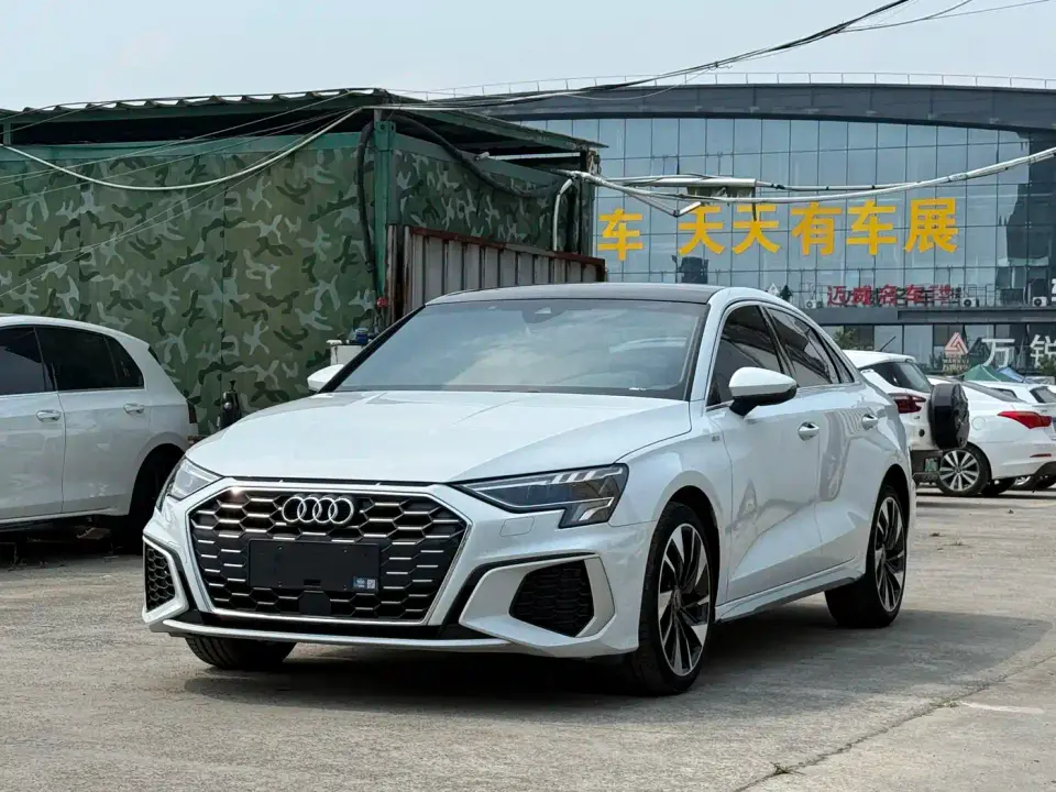Audi A3 A3L Limousine 35 TFSI Style Sport 2023
