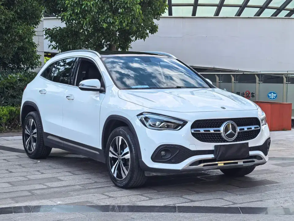 Mercedes-Benz GLA-Class GLA 200 2020
