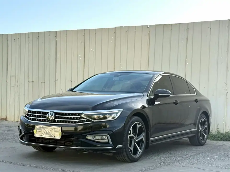 Volkswagen Magotan Model 2 Million Commemorative Edition 330TSI DSG Luxury 2024