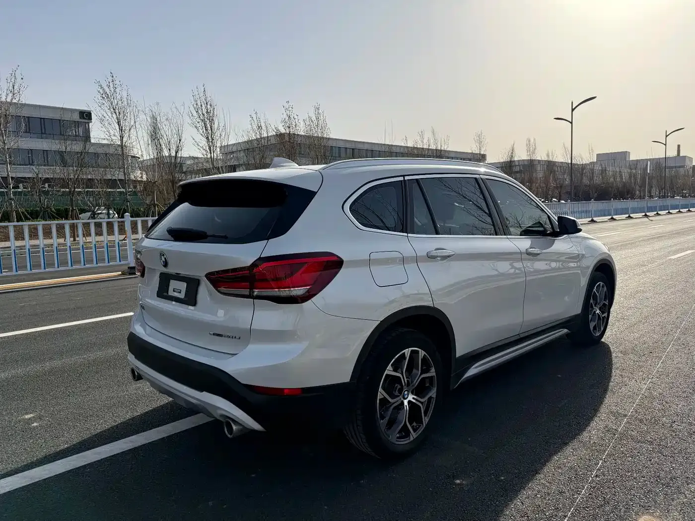 BMW X1 sDrive20Li Fashion 2023 — фото 9