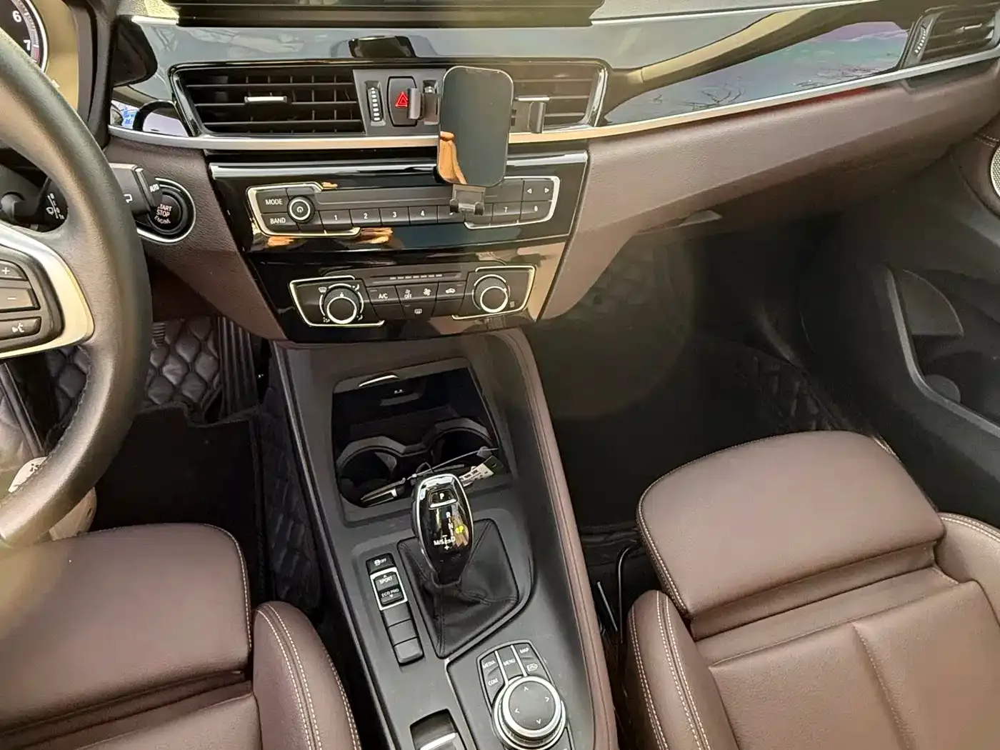BMW X1 sDrive20Li Fashion 2023 — фото 14