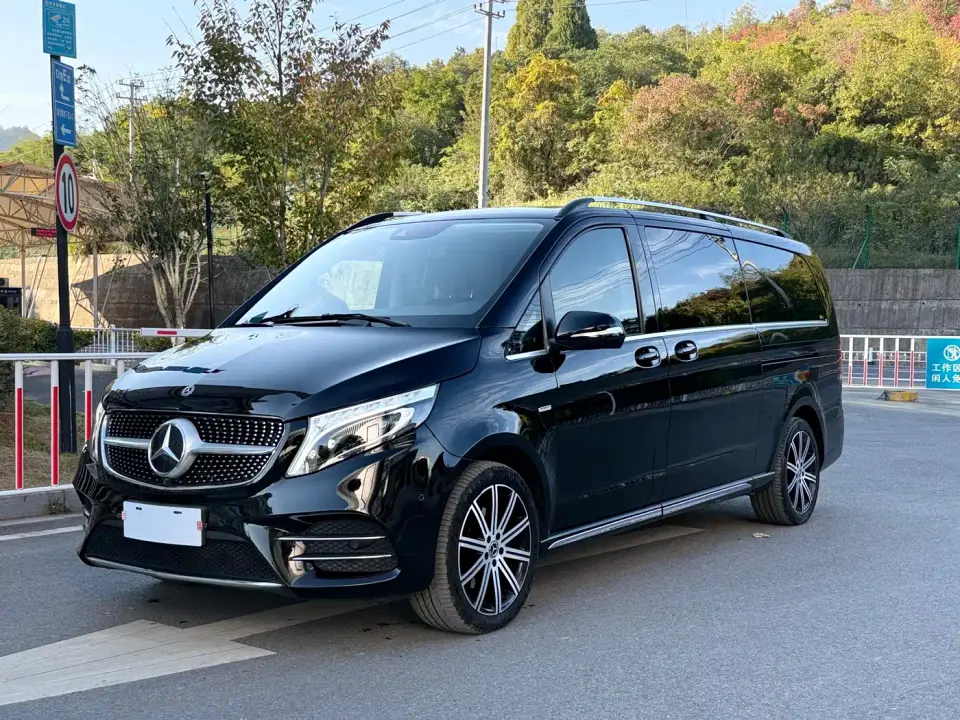 Mercedes-Benz V-Class V 260 L Long Wheelbase Luxury Edition 2022