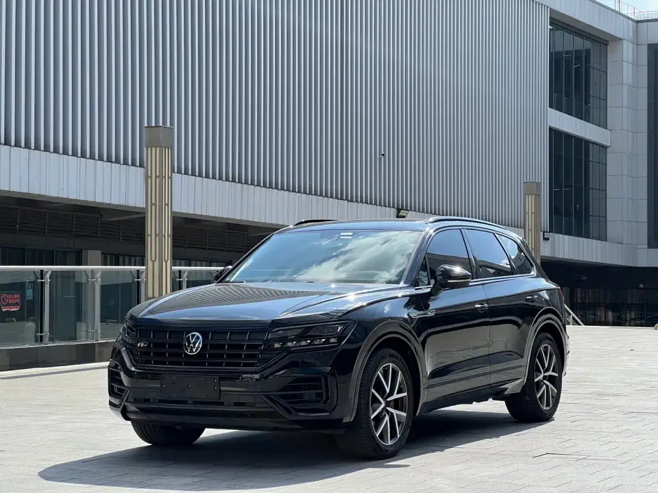 Volkswagen Touareg 3.0TSI R-Line Classic Sport Package 2021