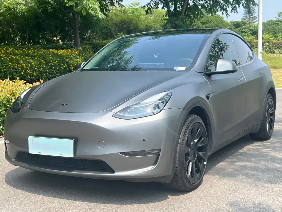 Tesla Model Y Long Range AWD 2023