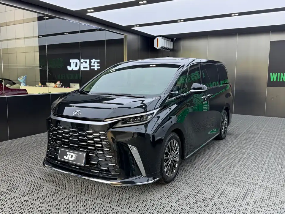 Lexus LM 500h 6-Seater Prestige Edition 2024