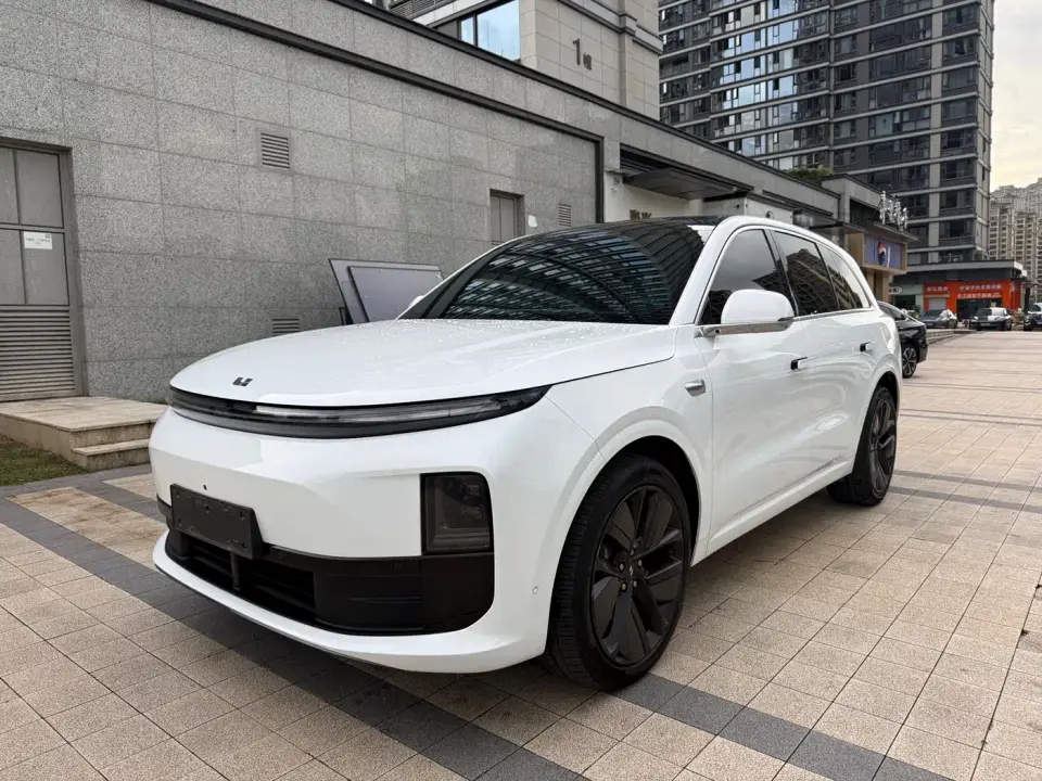 Li Auto L6 Pro 2024