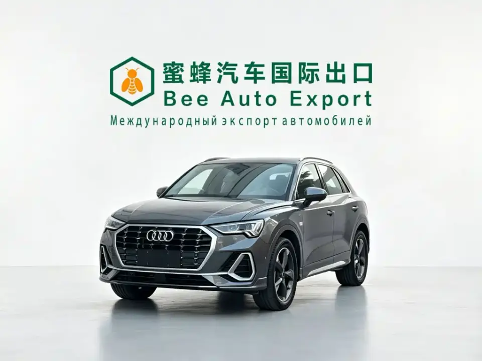 Audi Q3 35 TFSI Fashion Dynamic (1.4T) 2023