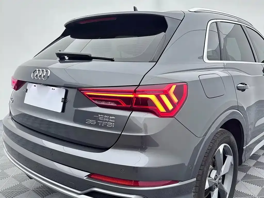 Audi Q3 35 TFSI Fashion Dynamic (1.4T) 2023 — фото 18