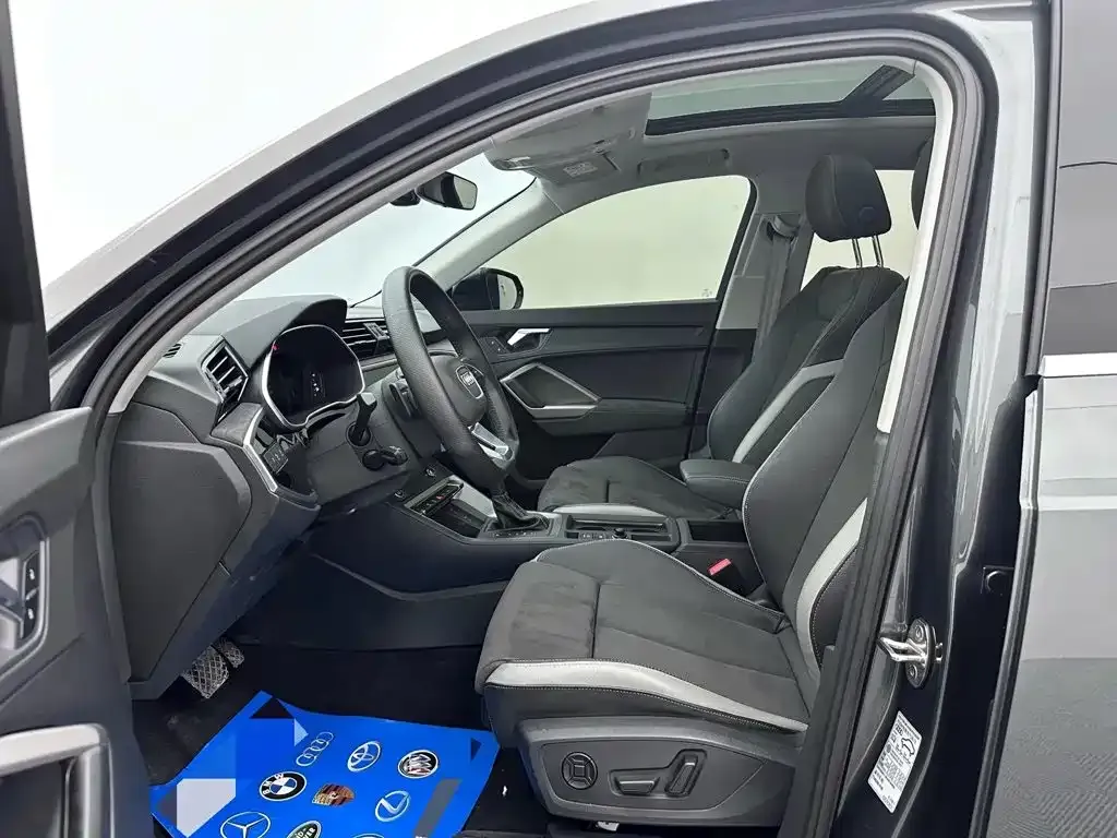 Audi Q3 35 TFSI Fashion Dynamic (1.4T) 2023 — фото 8