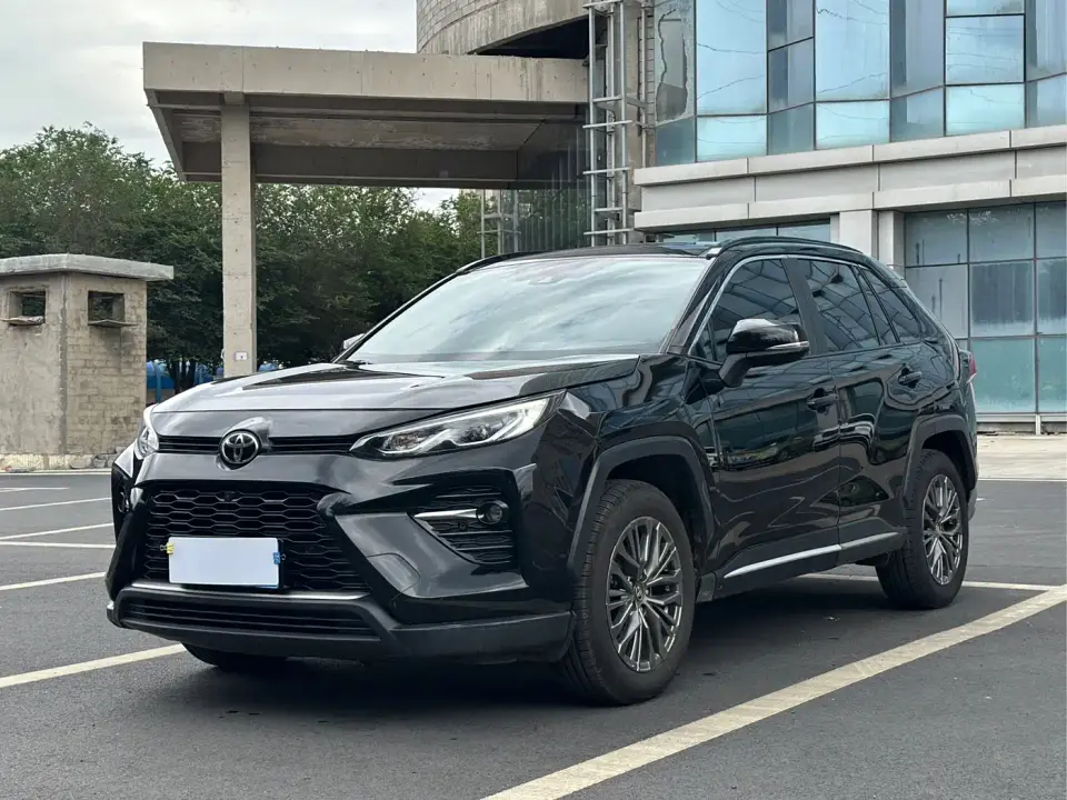 Toyota Wildlander 2.0L CVT 2WD Luxury PLUS Edition 2024
