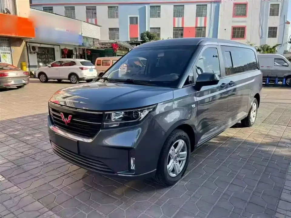 Wuling Motors Wuling Journey 1.5T Manual Luxury Edition 2024