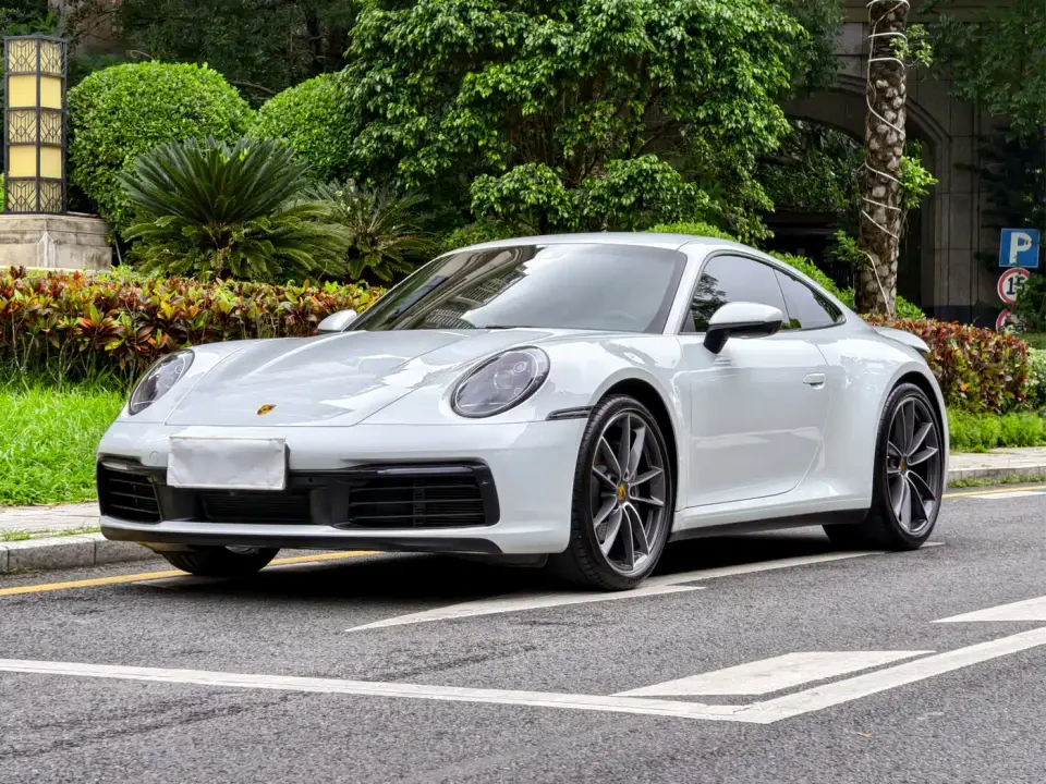 Porsche 911 Carrera 3.0T 2021