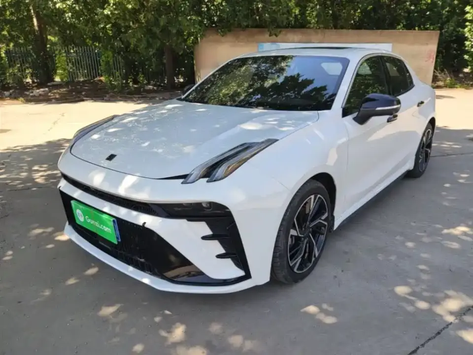Lynk & Co 03 1.5T EM-F AM 2023