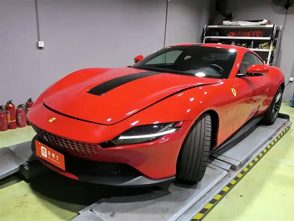 Ferrari Roma 3.9T V8 2021