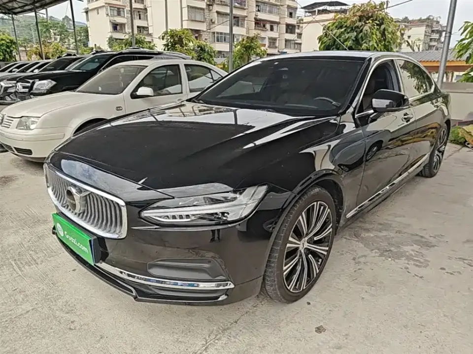Volvo S90 B5 Intelligent Vision Luxury Edition 2023