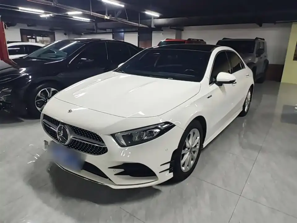Mercedes-Benz A-Class A 200 L Sport Sedan Fashion Edition 2021