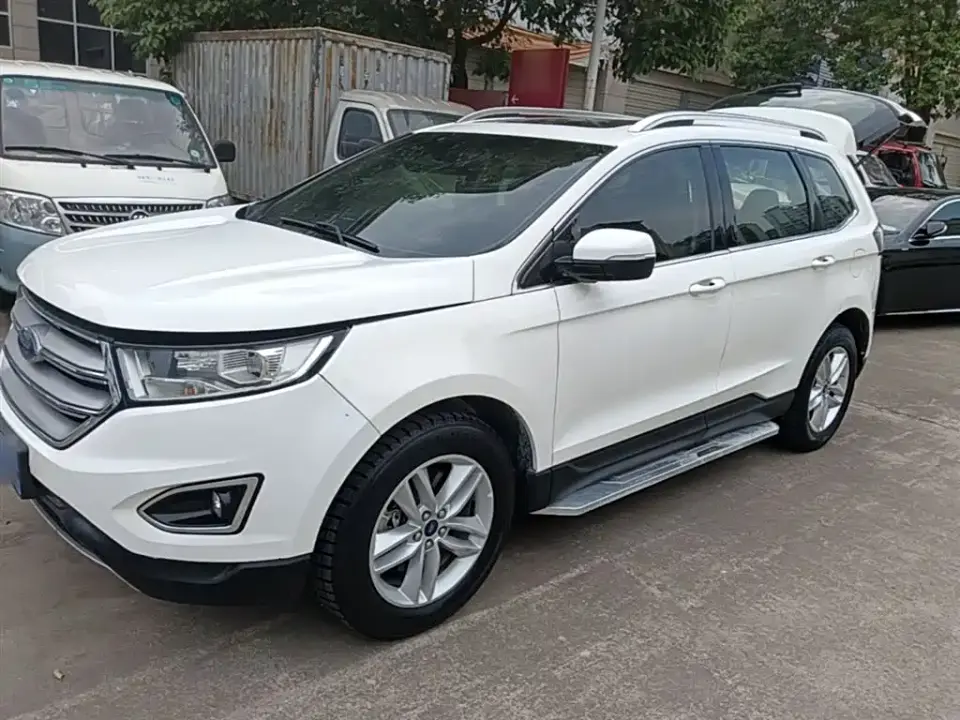 Ford Edge EcoBoost 245 FWD Platinum 7-seater China V 2019
