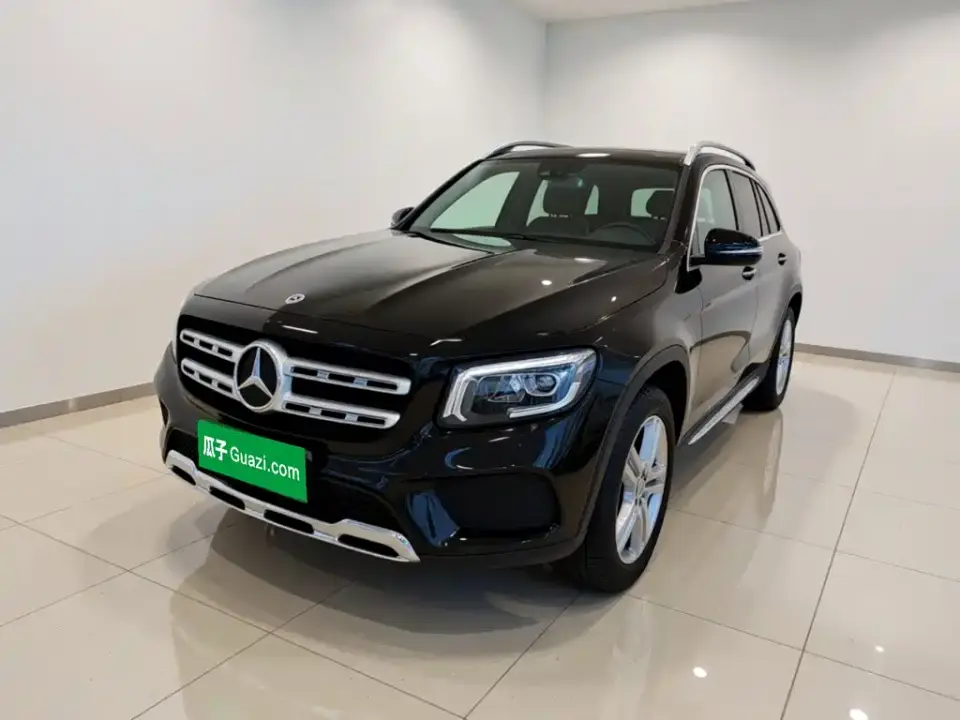 Mercedes-Benz GLB-Class Model GLB 200 Dynamic Edition 2022