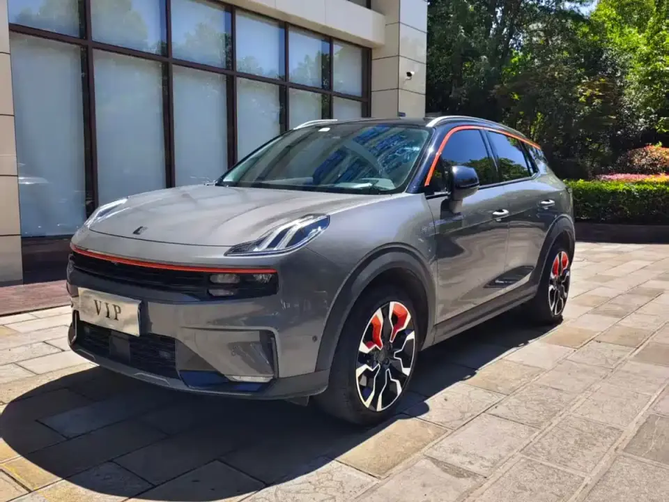 Lynk & Co 06 1.5T Halo 2021